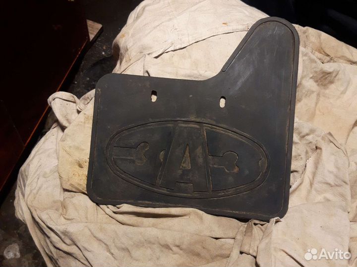 Брызговик от запорожца