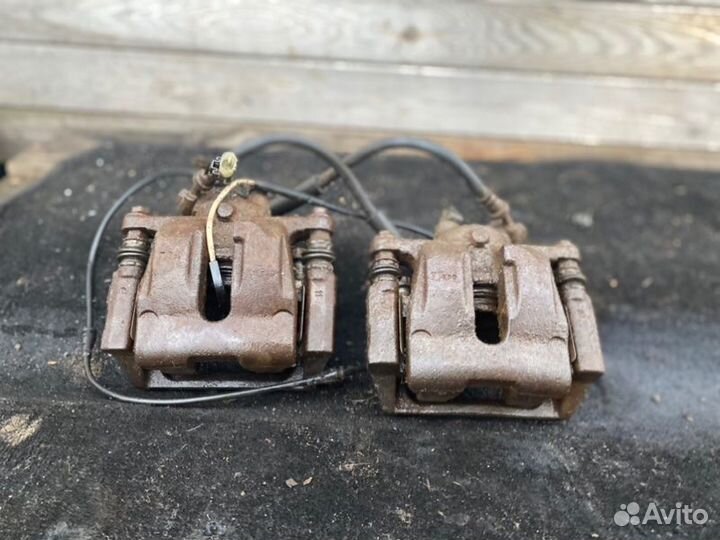 Суппорт задний Land Rover Discovery 4 306DT 3.0