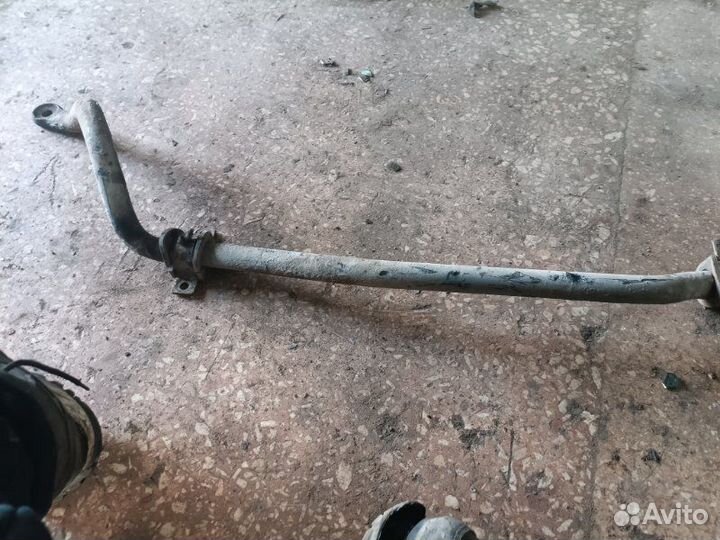 Стабилизатор поперечной устойчивости передний