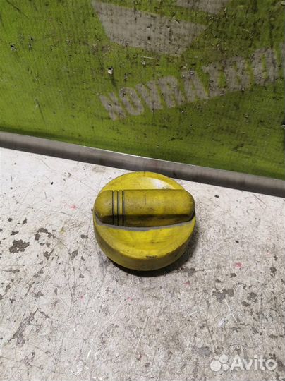 Крышка маслозаливной горловины Рено Логан