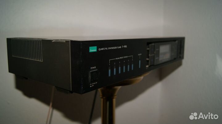 Sansui T-910 AM/FM Stereo Тюнер