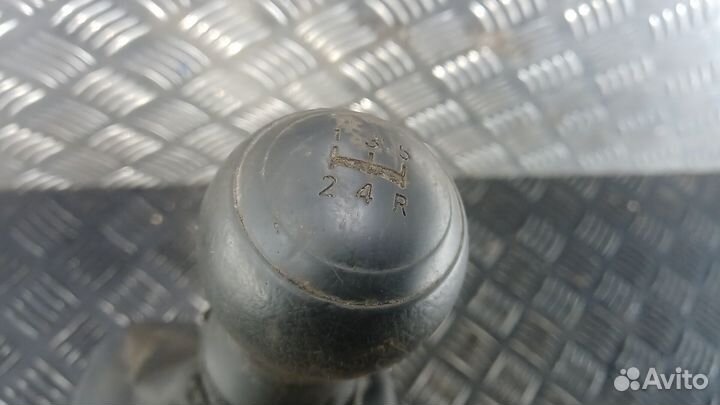 Кулиса кпп toyota corolla E15 2006