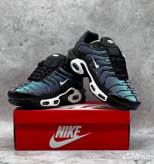 Кроссовки мужские Nike Air Max Plus Tn