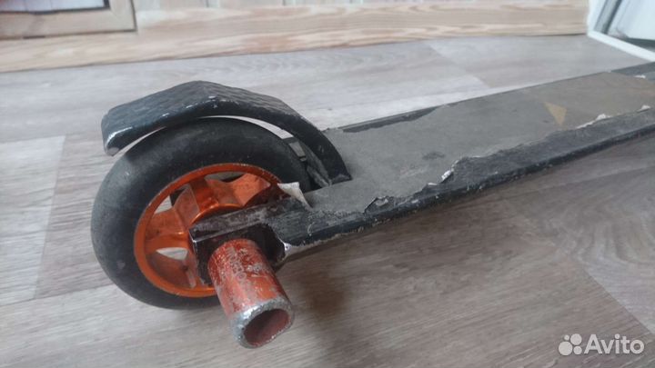 Самокат mongoose stance pro