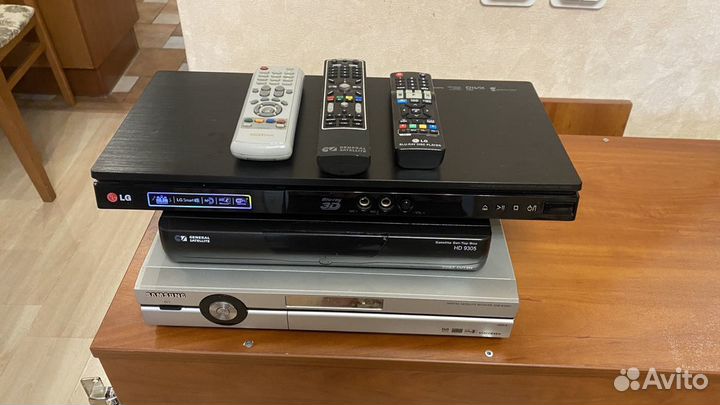 Blu-ray плеер+телевидение спутниковое