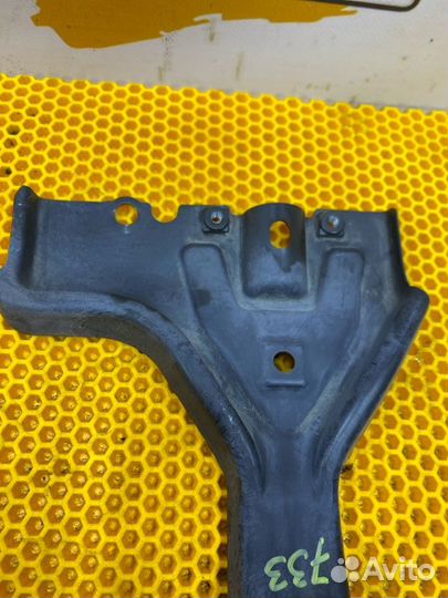 Кронштейн передней панели Volkswagen Tiguan CCZ