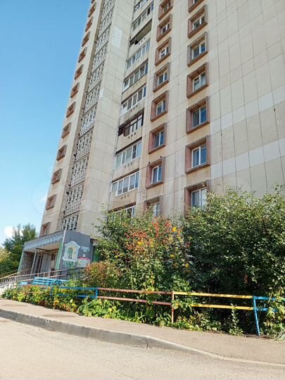 4-к. квартира, 90 м², 4/16 эт.