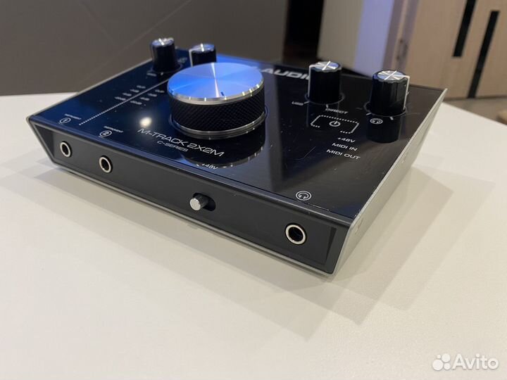 Внешняя звуковая карта M-Audio M-Track 2x2M