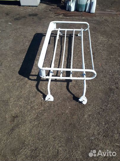 Багажник на крышу грузовика