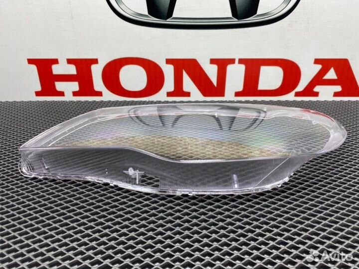 Стекло фары переднее левое Honda Civic FD(4Д)