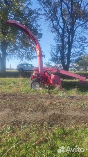 Комбайн прицепной Измельчитель-подборщик JF, Дания