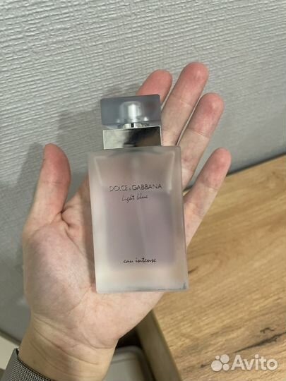 Dolche gabbana light blue intense парфюм