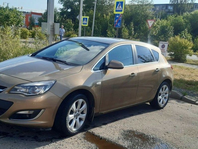 Opel Astra: фото владельца