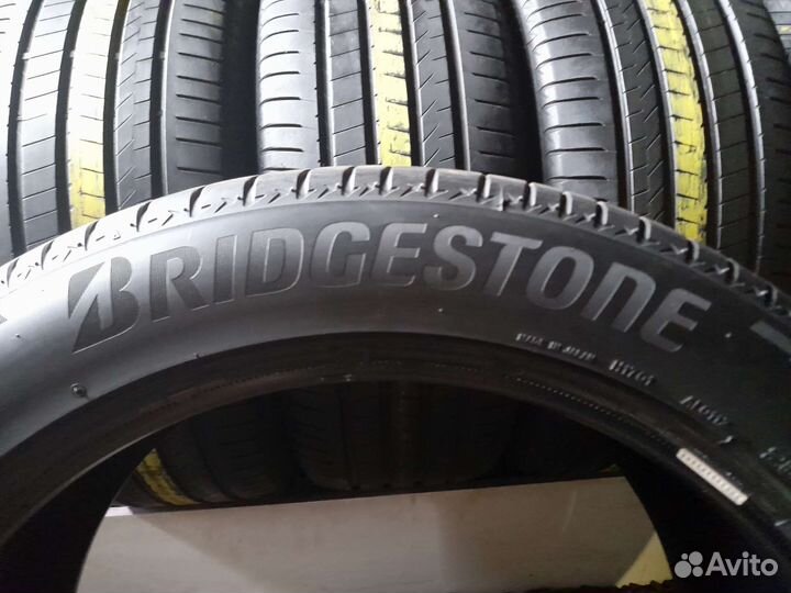 Bridgestone Alenza 001 275/55 R20 113V