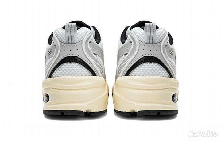 New Balance 530 Silver Cream (46,5)