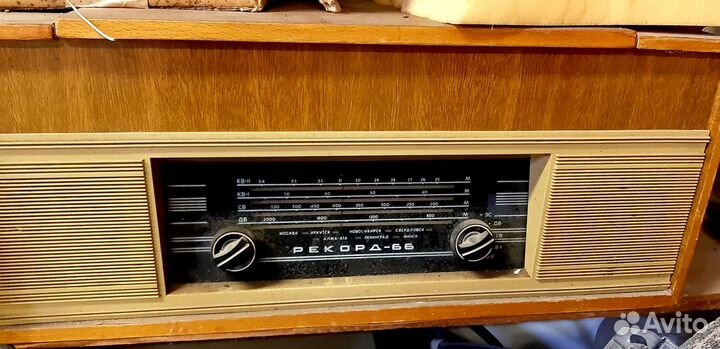 Радиола рекорд 66