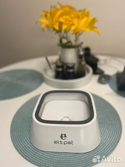 Миска -поилка непроливайка для животных