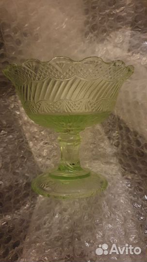 Конфетница вазочка зелено-желтое стекло