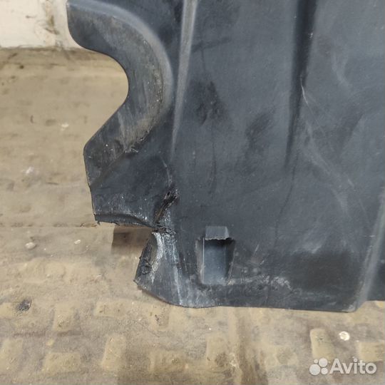 Пыльник днища левый Honda Civic 8 4D седан