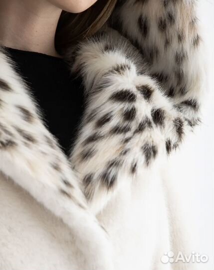 Шуба с капюшоном под рысь