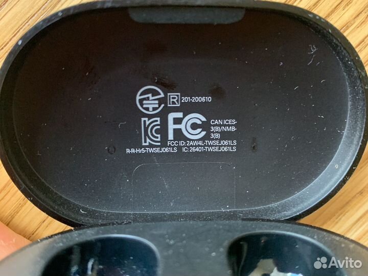 Зарядное устройство для наушников MI