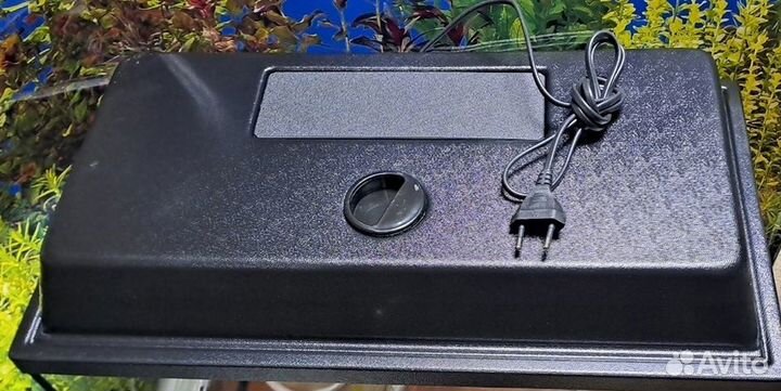 Аквариум 80 л с заводской крышкой