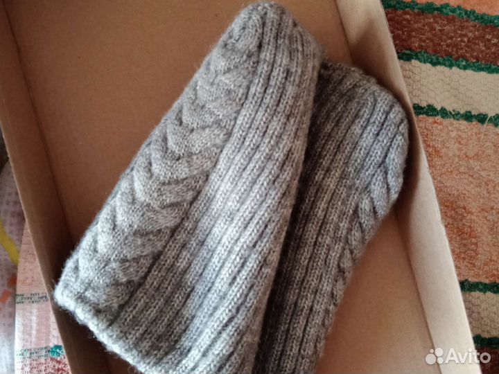 Пончо, шарфы, шапки