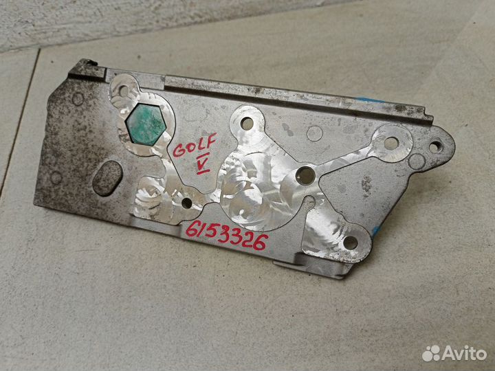 Натяжитель ремня грм