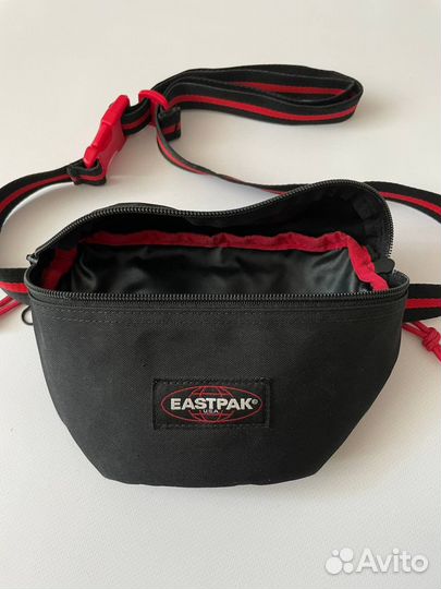 Сумка на пояс eastpak