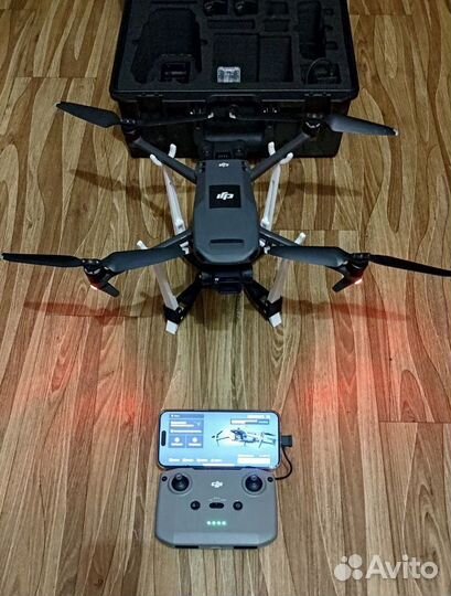 Квадрокоптер dji мавик 3
