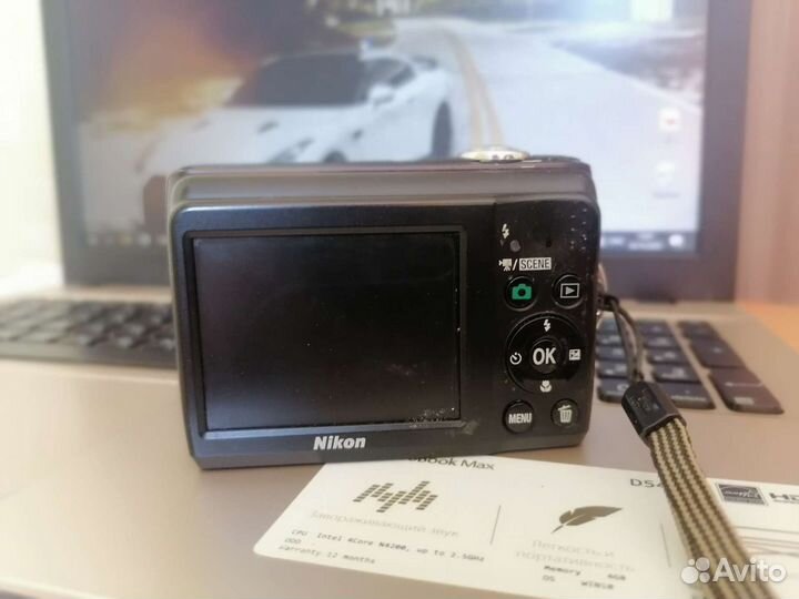 Компактный фотоаппарат