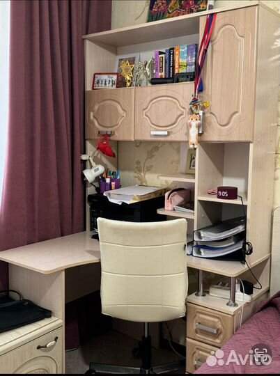Письменный стол для школьника бу