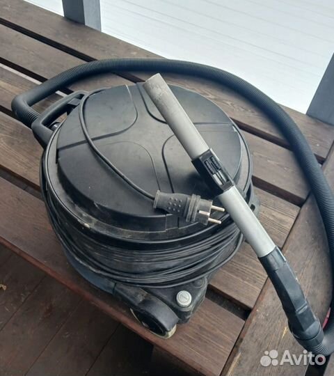 Пылесос Nilfisk GD930