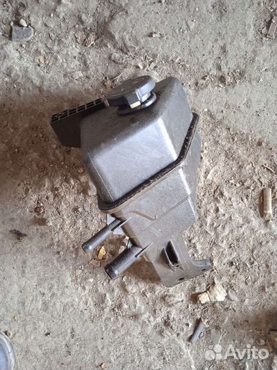 Бачок гур Cadillac CTS