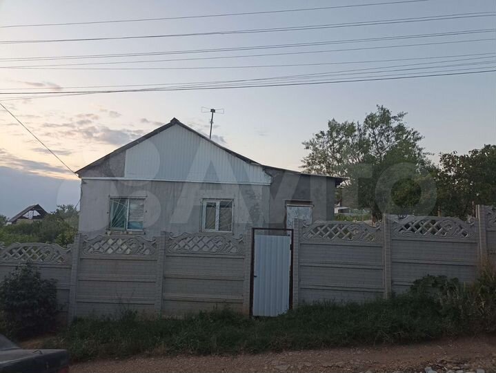 Дом 48 м² на участке 5 сот.