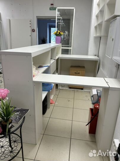 Стойка ресепшн