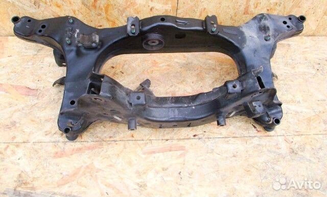 Подрамник задний Nissan X-Trail T31