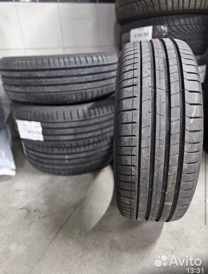 Pirelli P Zero 235/55 R19
