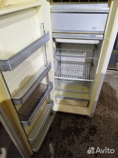 Холодильник ЗИЛ