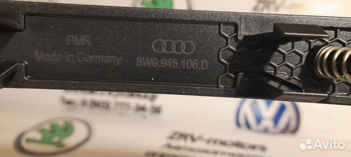 Светоотражатель заднего бампера правый Audi A4/S4