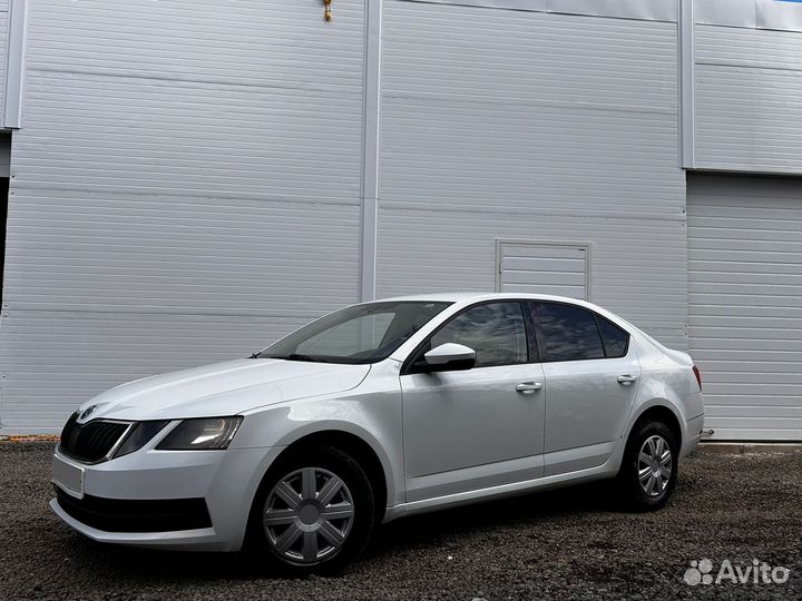 Skoda Octavia 1.6 МТ, 2018, 160 000 км