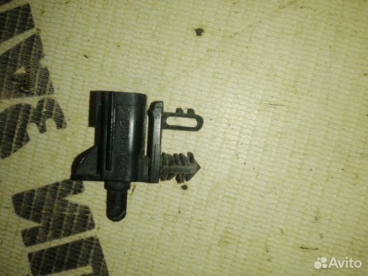 Датчик температуры воздуха Ford Fiesta 2008-2017