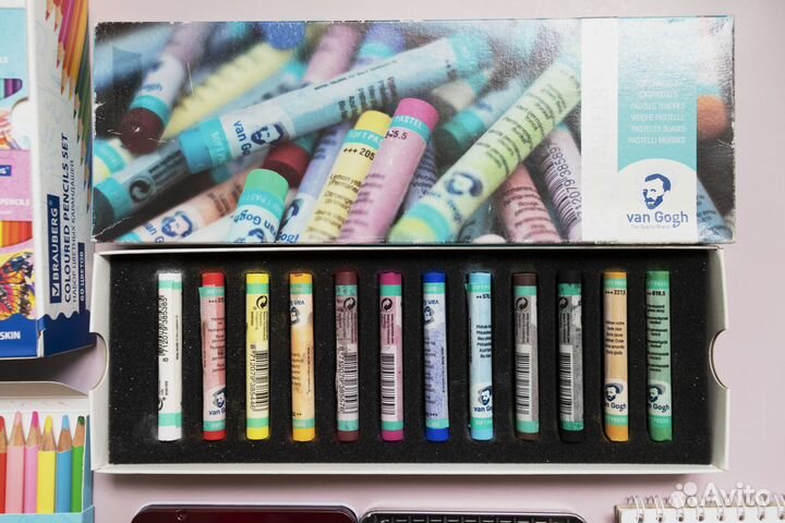 Набор для рисования - пастель, карандаши, скетчпад