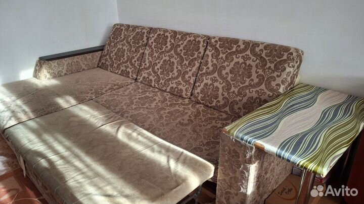 Угловой диван бу