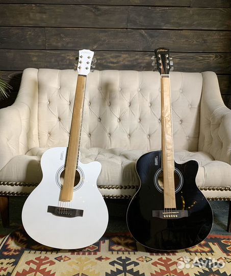 Гитара Elitaro