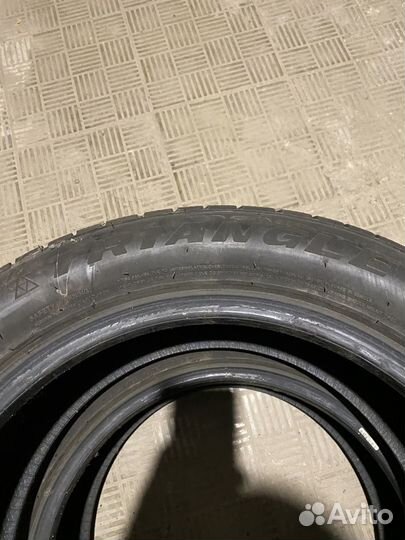 Triangle WinterX TW401 215/55 R17 98V