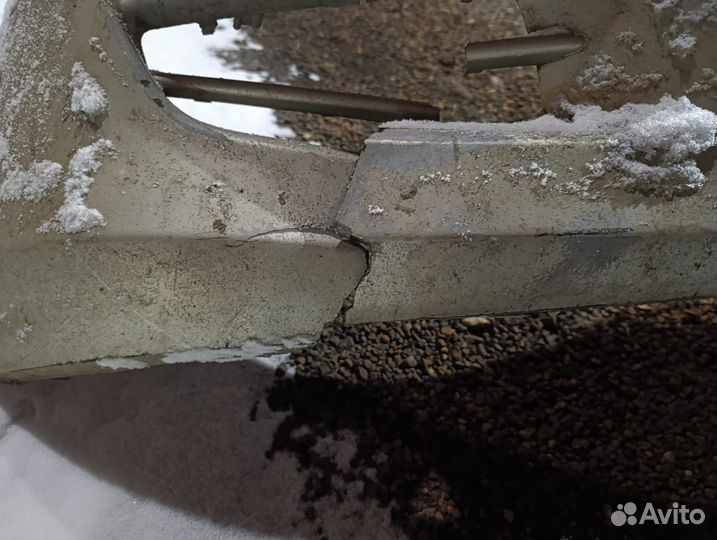 Бампер mazda demio