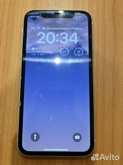 iPhone 11, 64 ГБ