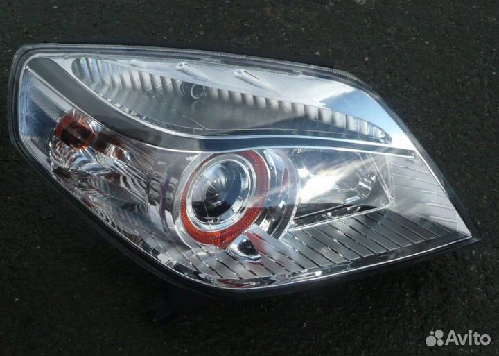 Фара правая галоген передняя правая Geely Mk Cross