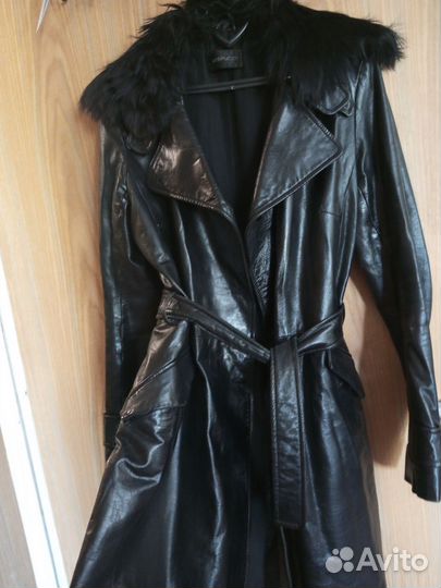 Кожаный плащ
